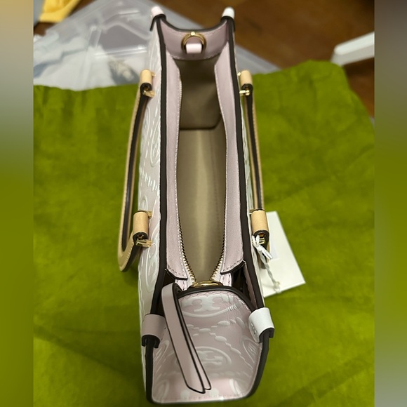 Tory Burch T Monogram Contrast Embossed East-West Tote - Picture 6 of 9